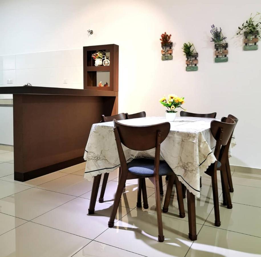 Holiday Homestay Seremban Dış mekan fotoğraf