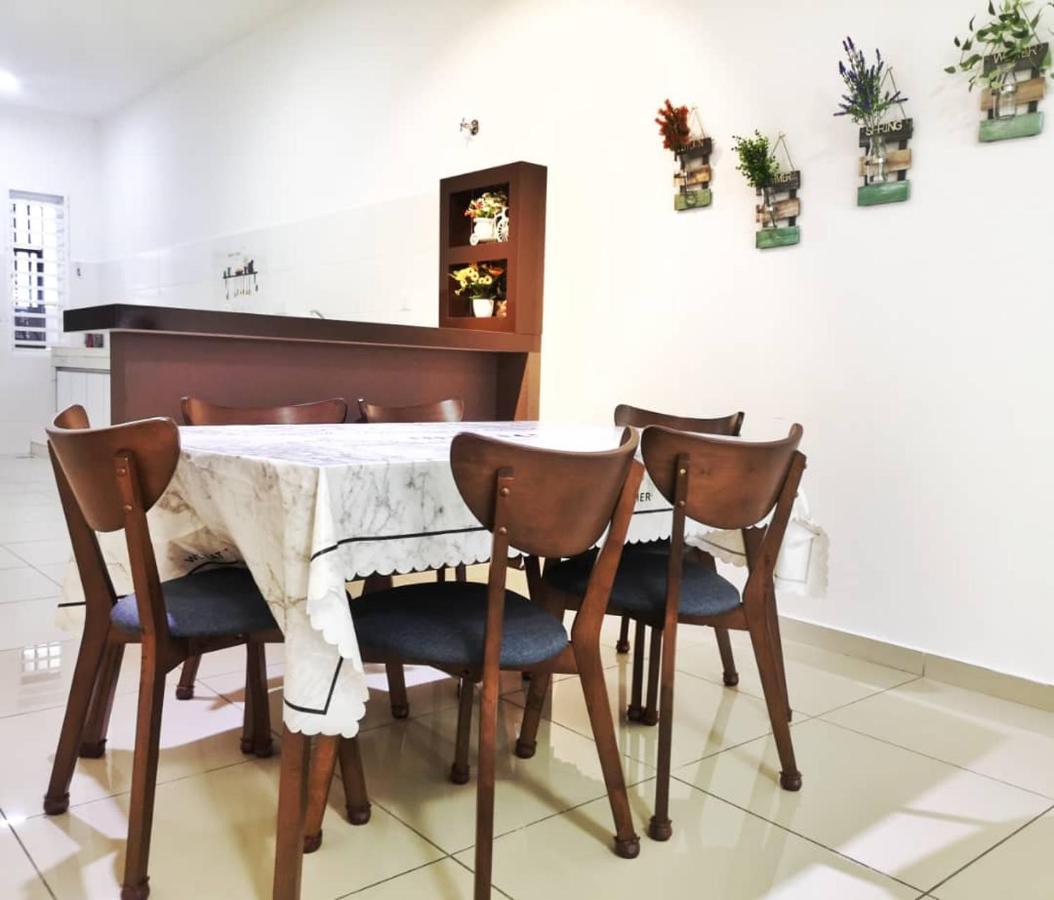 Holiday Homestay Seremban Dış mekan fotoğraf